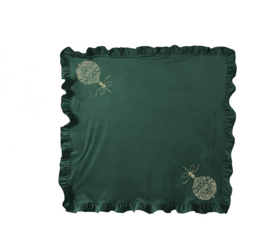 Tovaglia natalizia con sfera e scritta ‘Merry Christmas’ verde 100x100 - Clodette