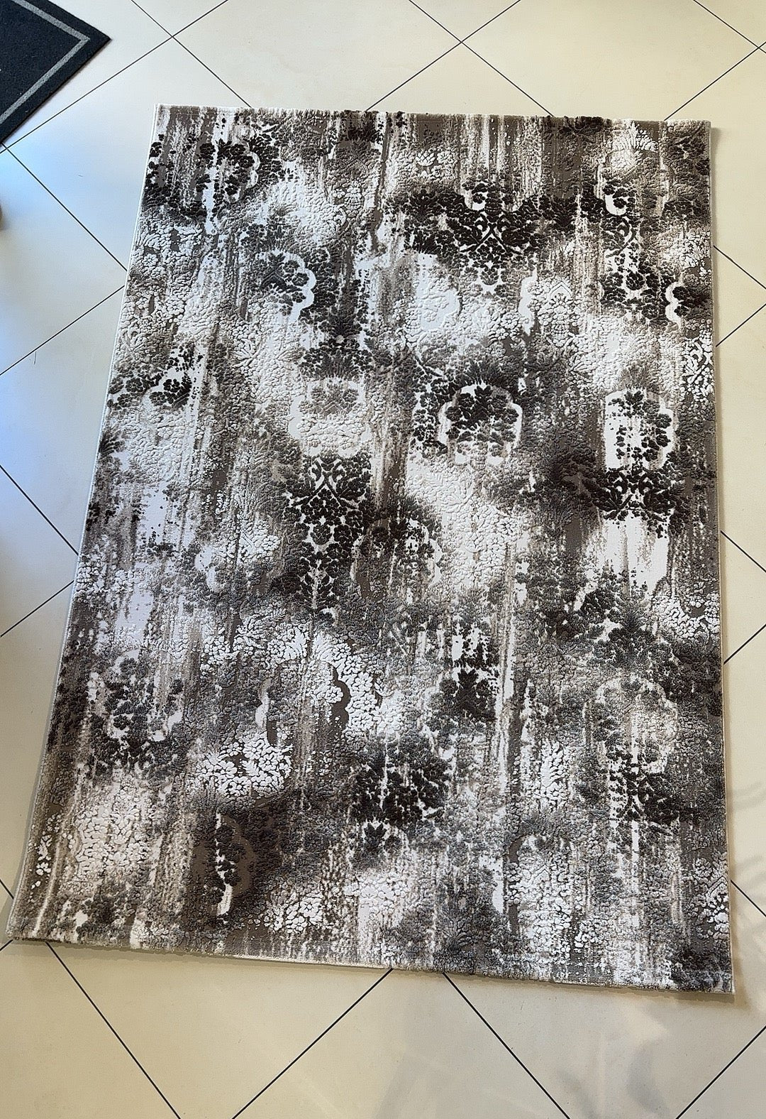 Tappeto con disegno damasco bianco marreone 160x230 - Catuara