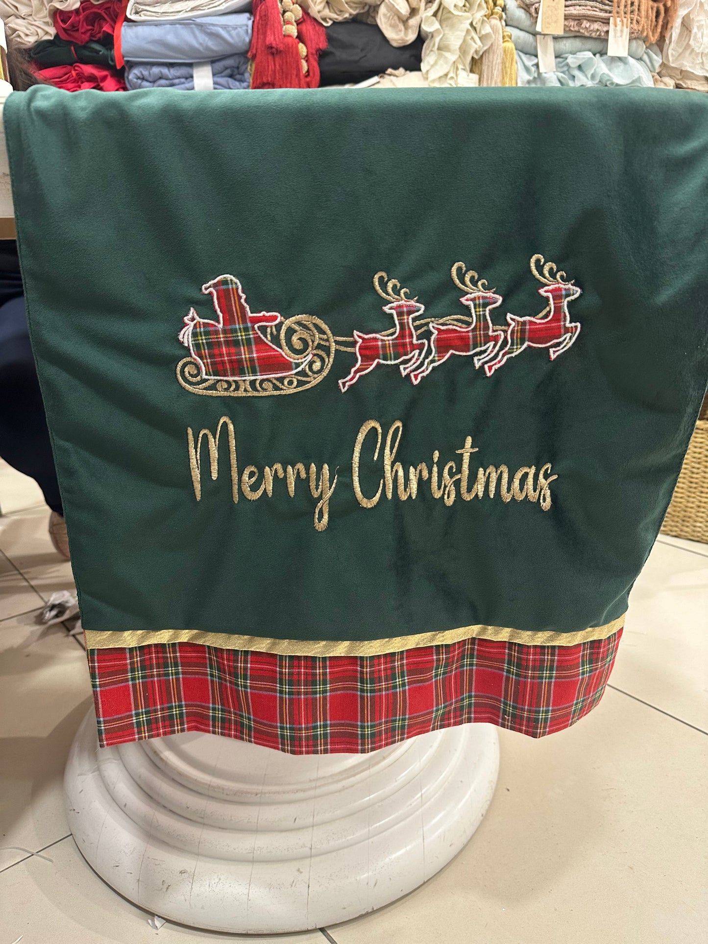 Runner natalizio con slitta e scritta merry christmas 140x47 - Clodette