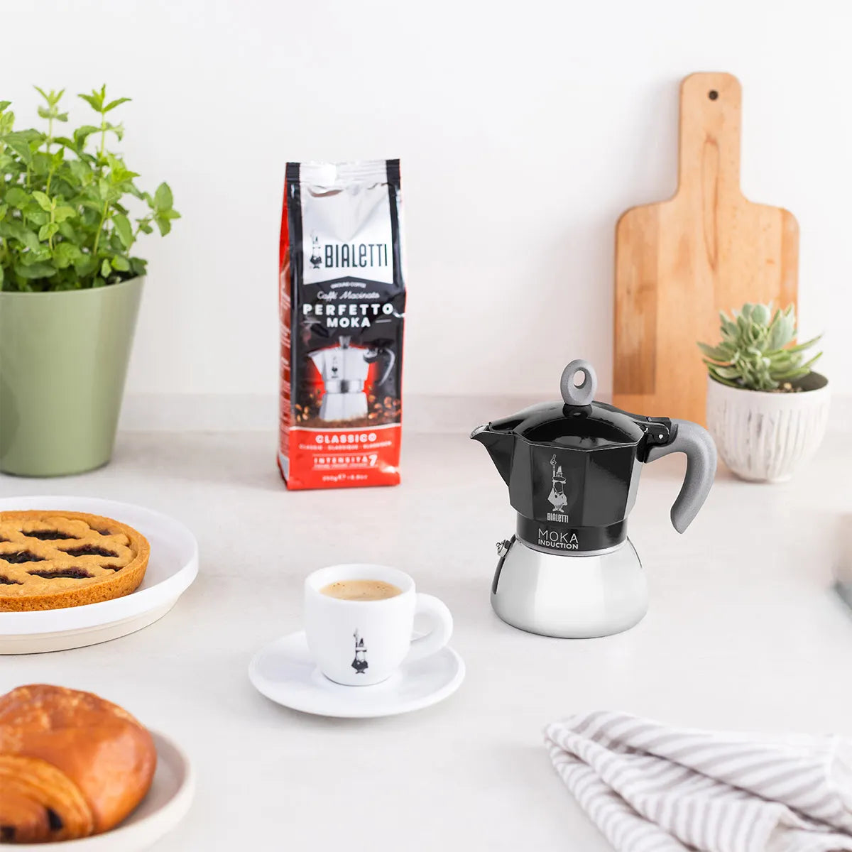 Moka Induzione 2 TZ Nera - Bialetti