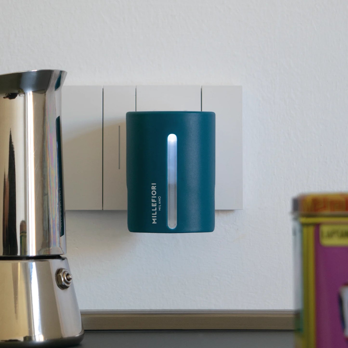 Diffusore di fragranza elettrico verde ottanio - Millefiori Milano