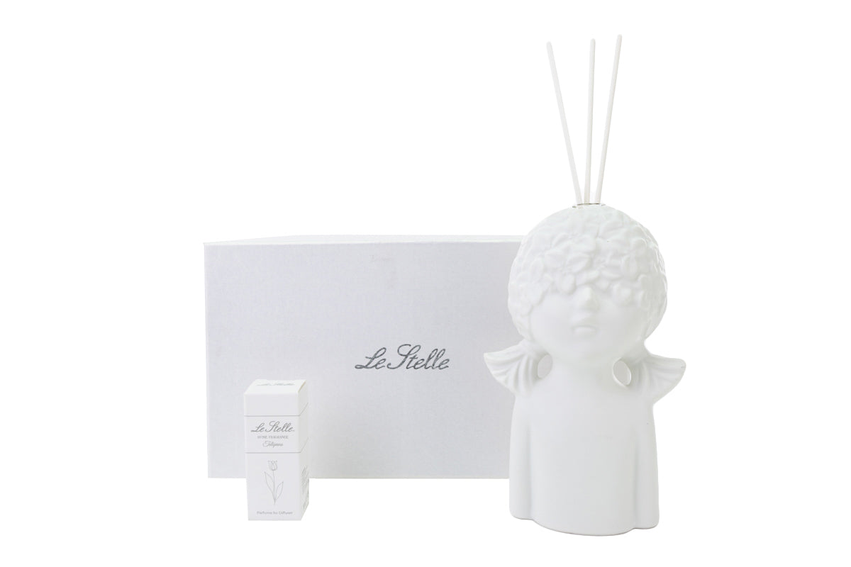 Profumatore bimba in porcellana bianca 9x8x16h - Le Stelle