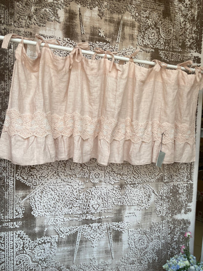 Mantovana volant Petra colore polvere di cipria - Chez moi