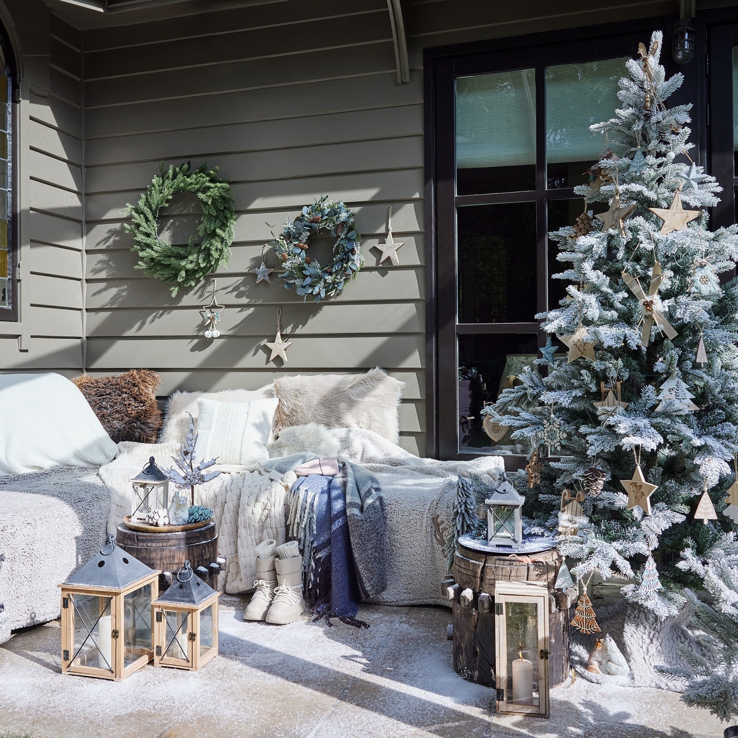 Albero di natale 'Grandis Fir snowy Micro Led' D150 H210 - Kaemingk