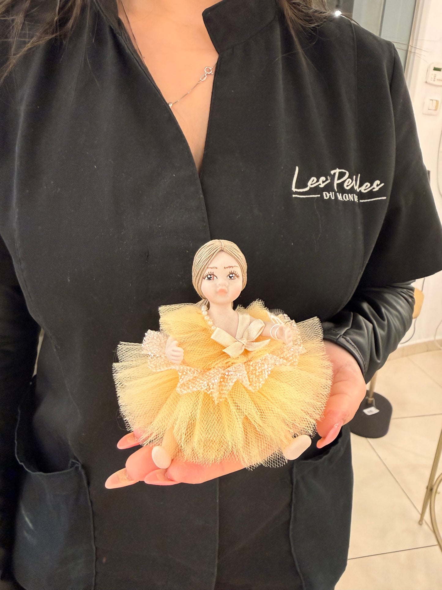 Bambola in tulle piccola oro D10xH10