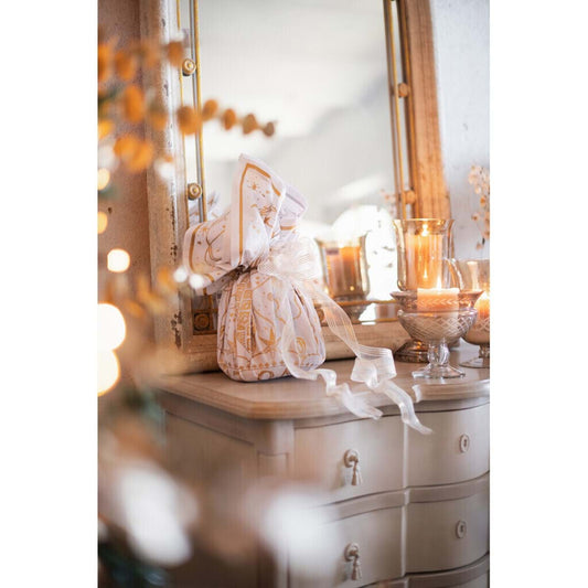 Foulard/Porta panettone serie 'La Fable Doree' 110x110 - Blanc Maricló