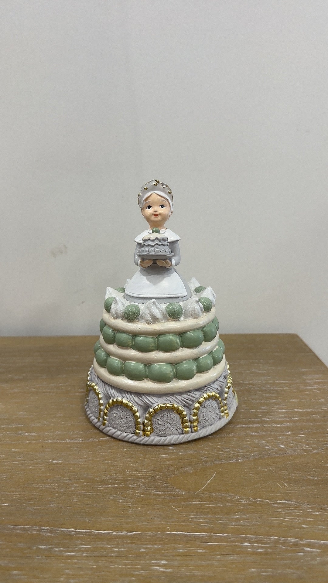 Decoro natalizio torta con babbo natale D9 H16- EDG