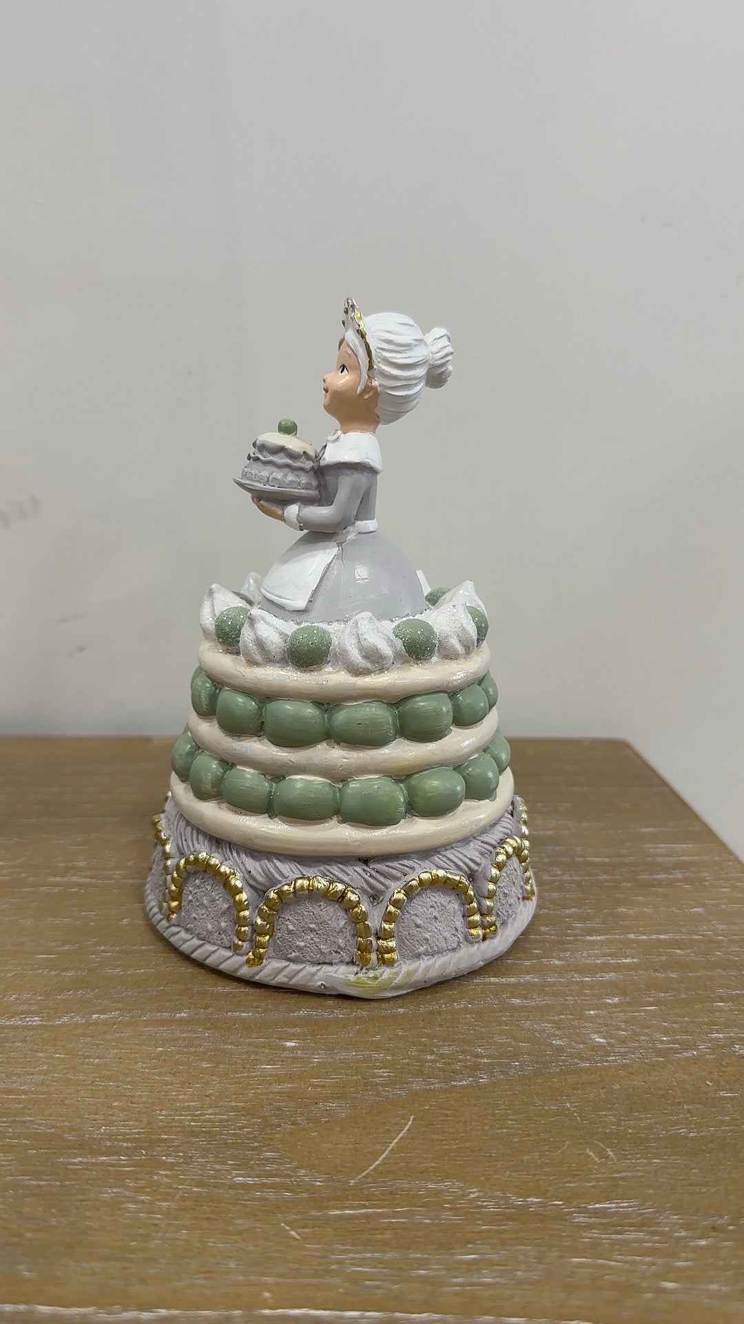 Decoro natalizio torta con babbo natale D9 H16- EDG