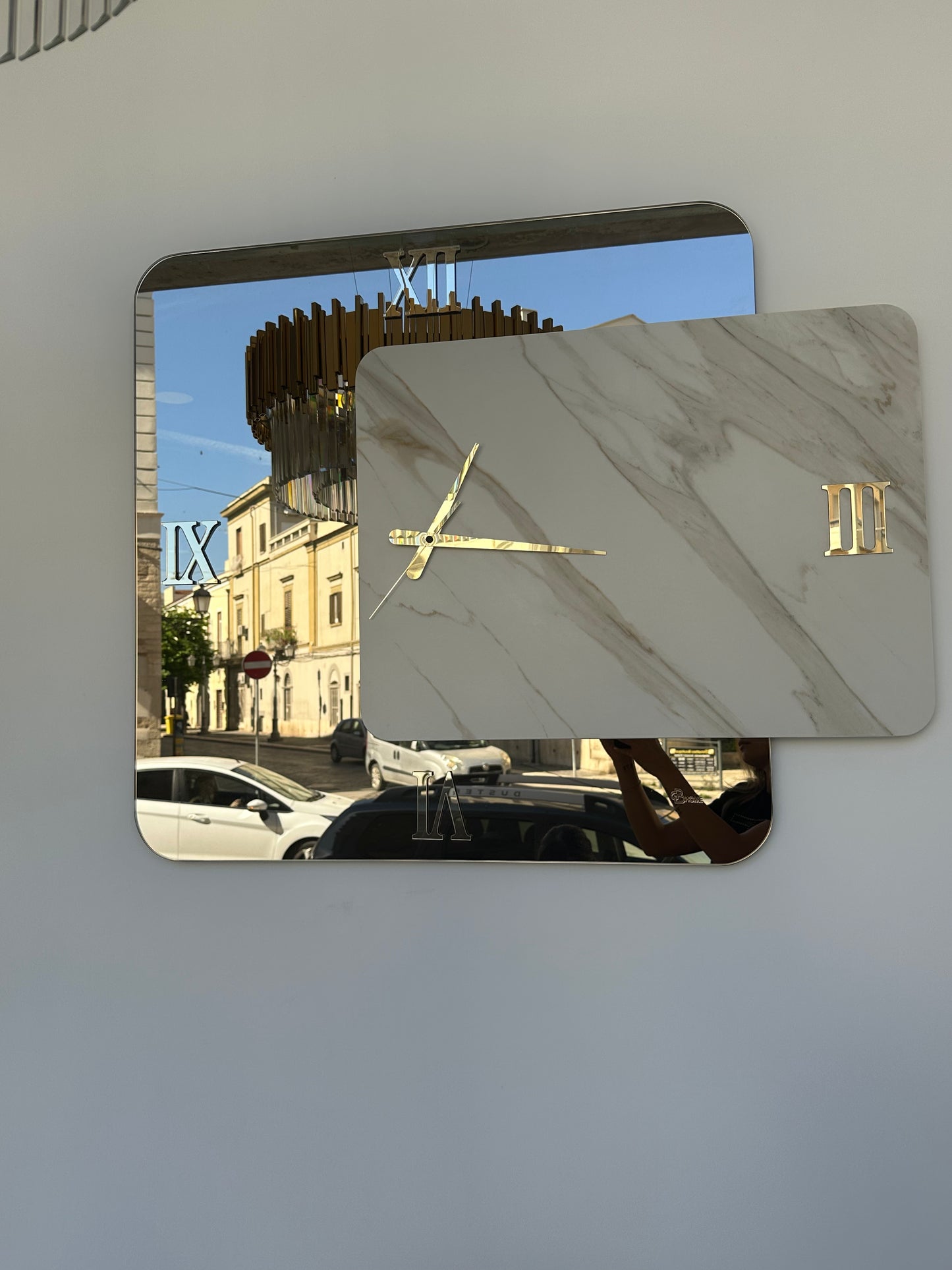 Orologio rettangolare specchiato bronzo con inserto marmo - Brindicci