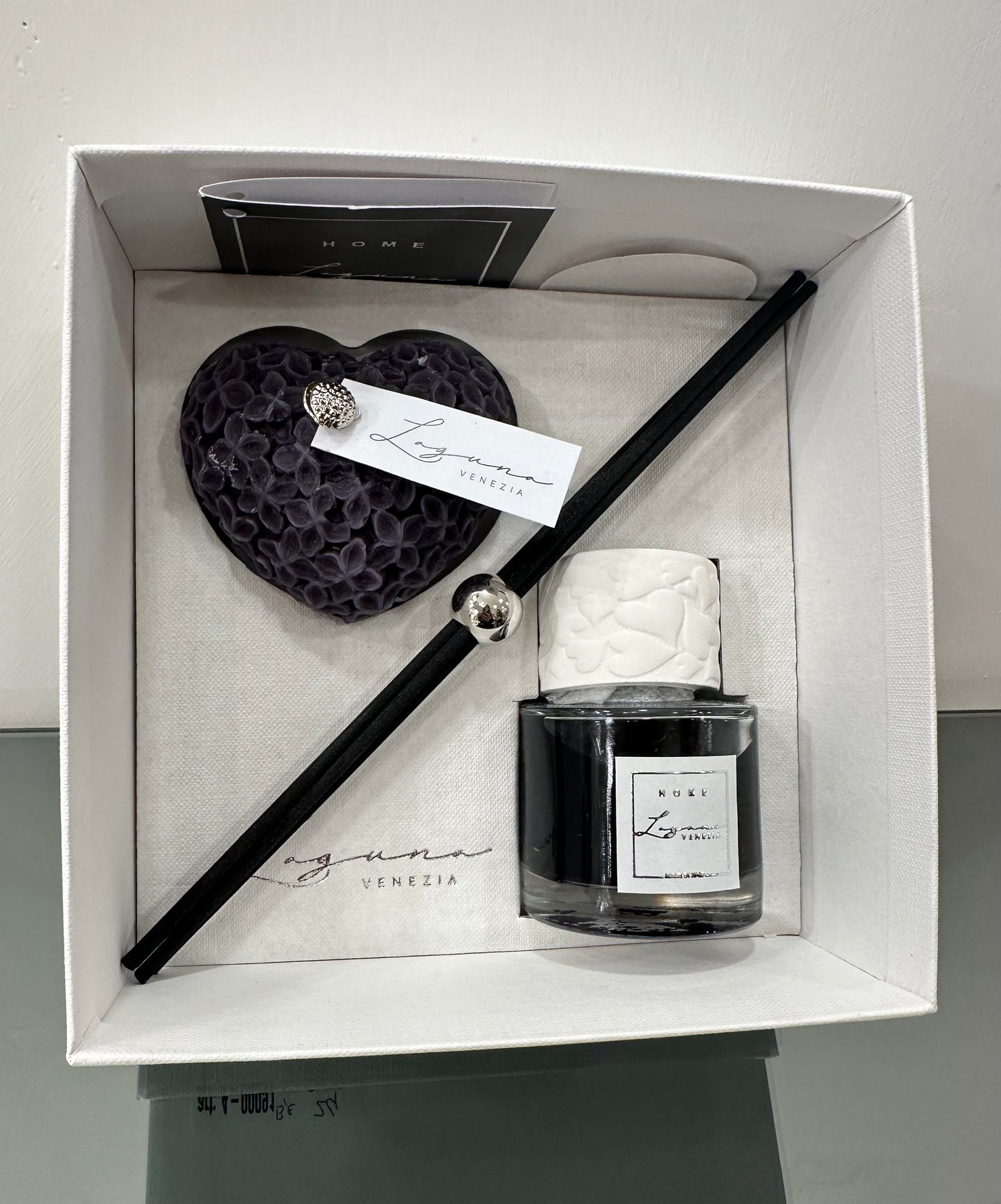 Cofanetto Profumatore con candela a forma di cuore -Laguna Venezia