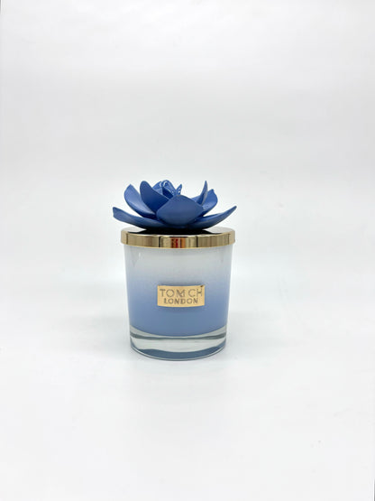 Candela con tappo a fiore linea 'Denise Curcuma' - TOM CH LONDON