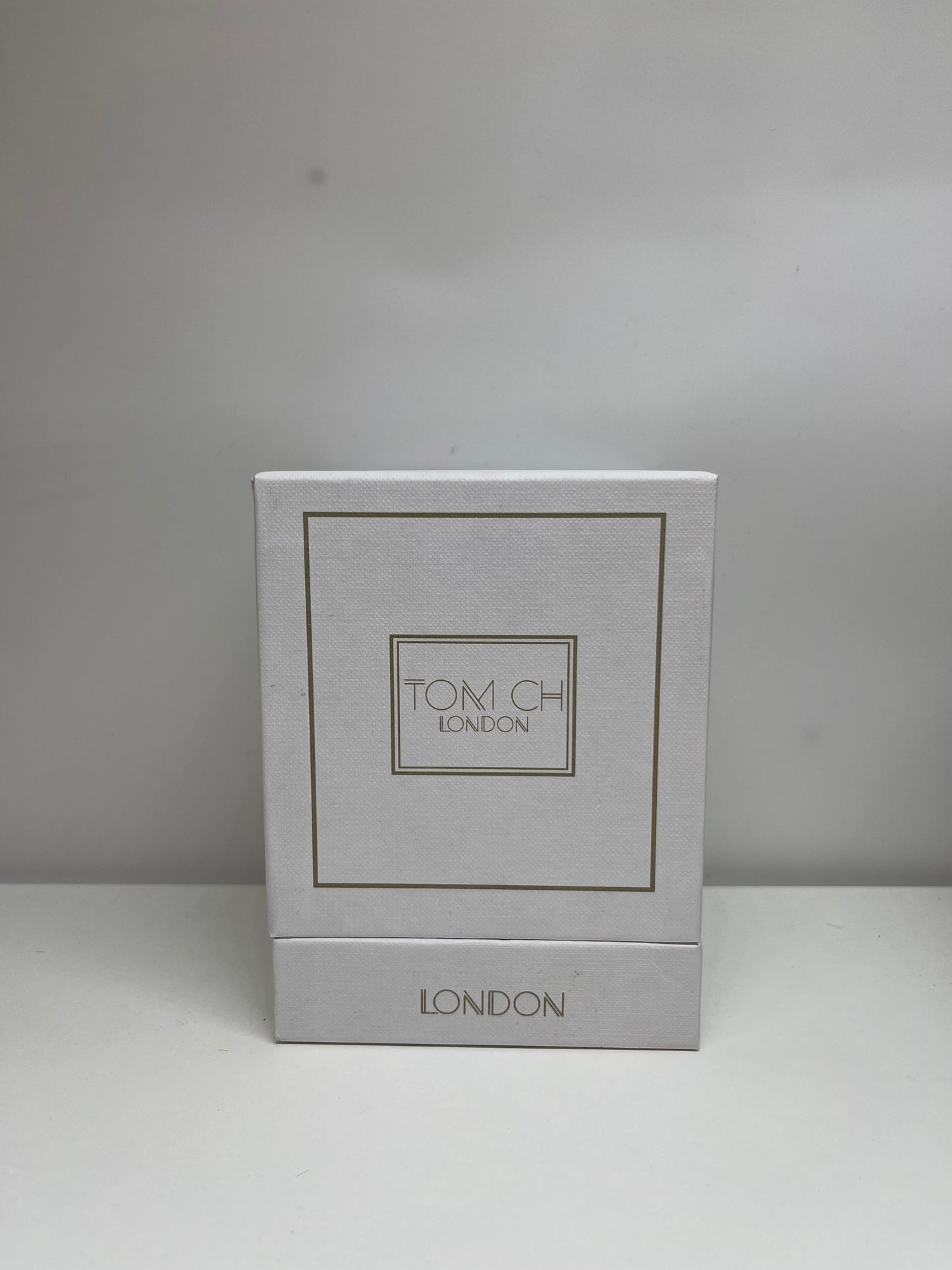 Candela fasciata 'Cashmere' Avion - TOM CH LONDON