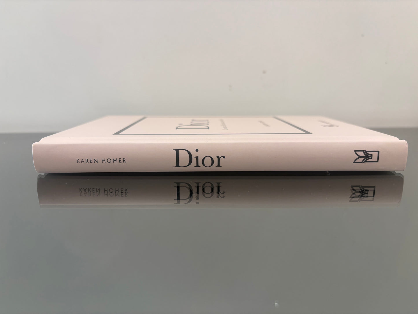 Dior.La storia dell'iconica casa di moda - Il Castello